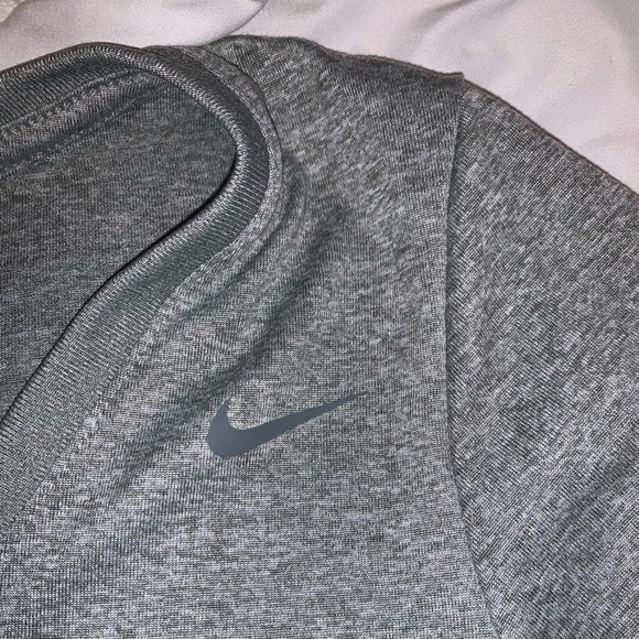 Dri fit - Picture 2 of 3